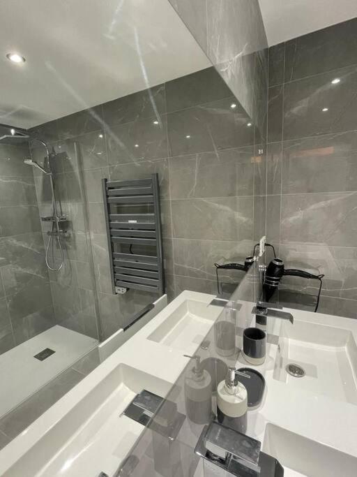 Appartamento 3 Pieces Refait A Neuf. Centre-ville. Mentone